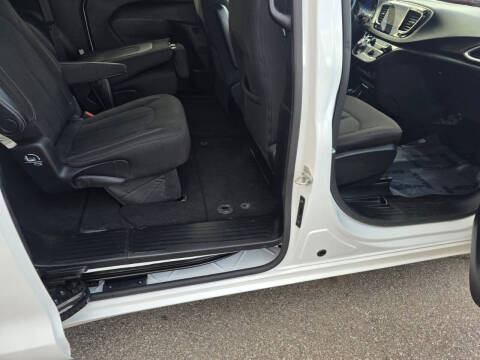 2020 Chrysler Pacifica Touring