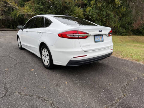 2019 Ford Fusion S