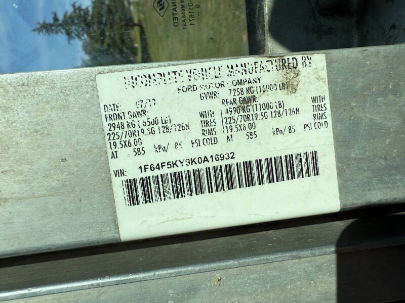 2019 Ford Stripped Chassis