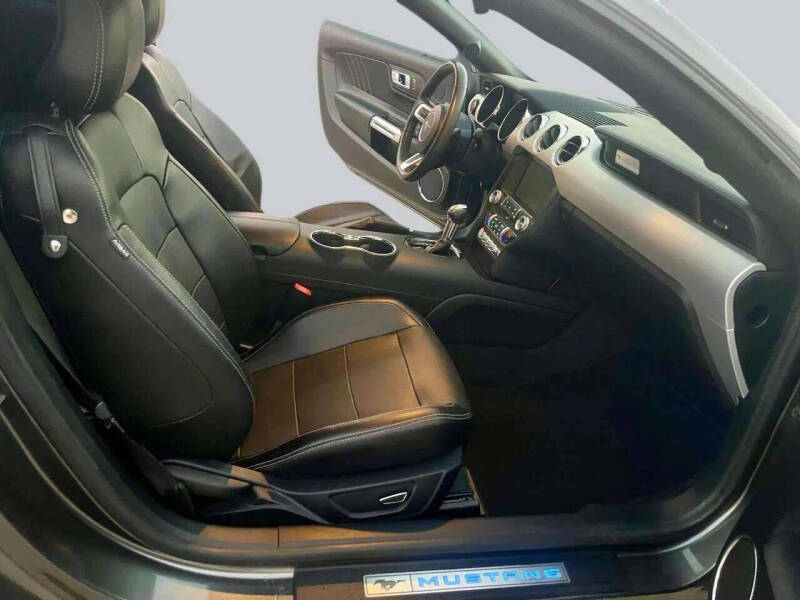 2015 Ford Mustang EcoBoost Premium