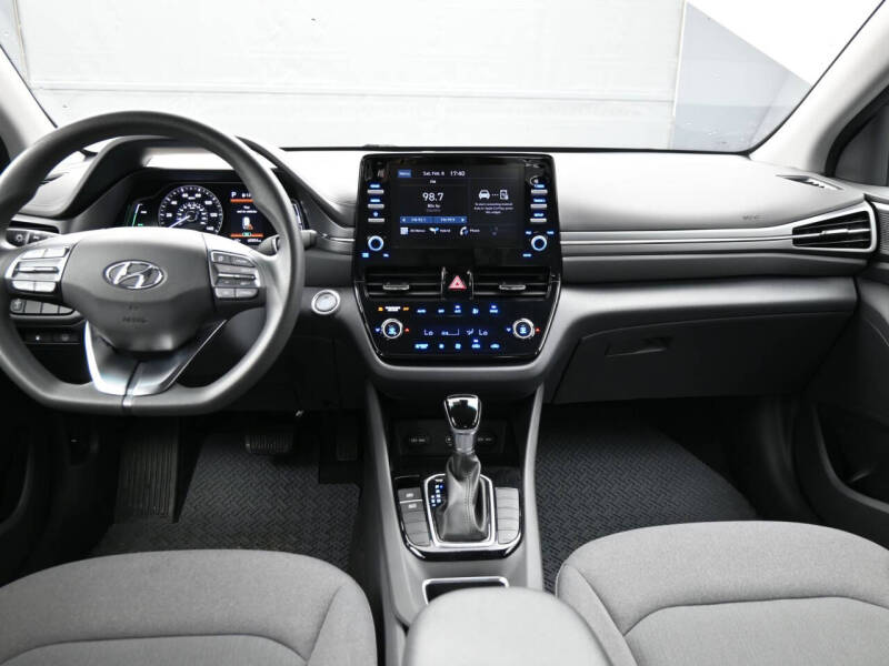 2022 Hyundai Ioniq Hybrid Blue