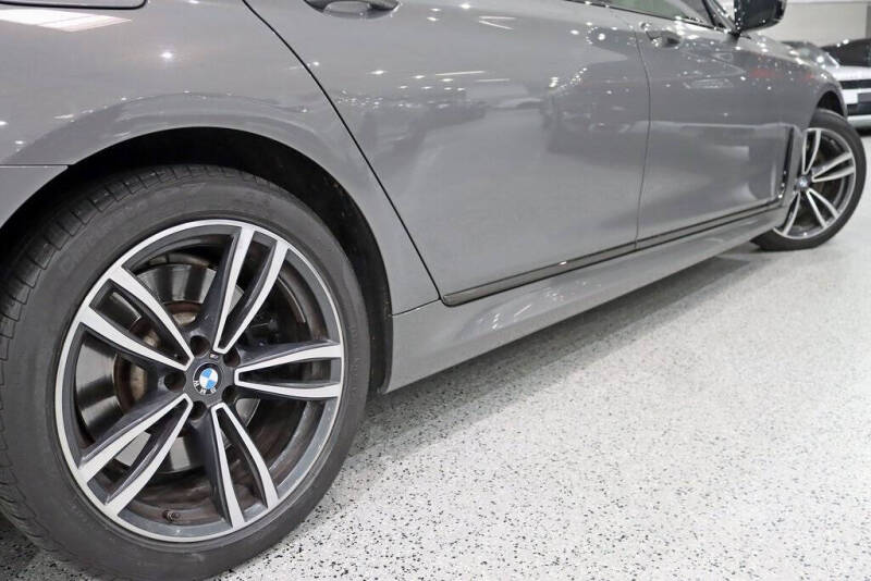 2022 BMW 7 Series 750i xDrive