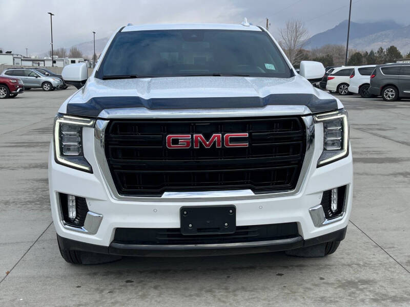 2023 GMC Yukon XL SLE photo 8