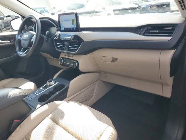 2021 Ford Escape SEL