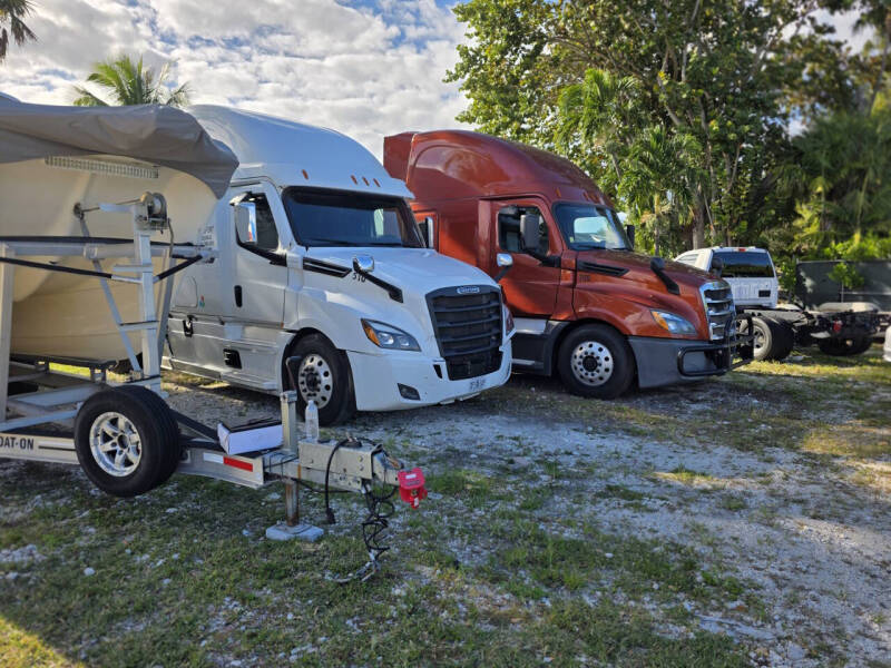2023 Freightliner Cascadia