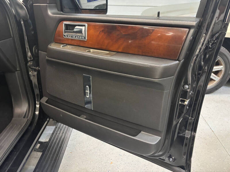 2014 Lincoln Navigator