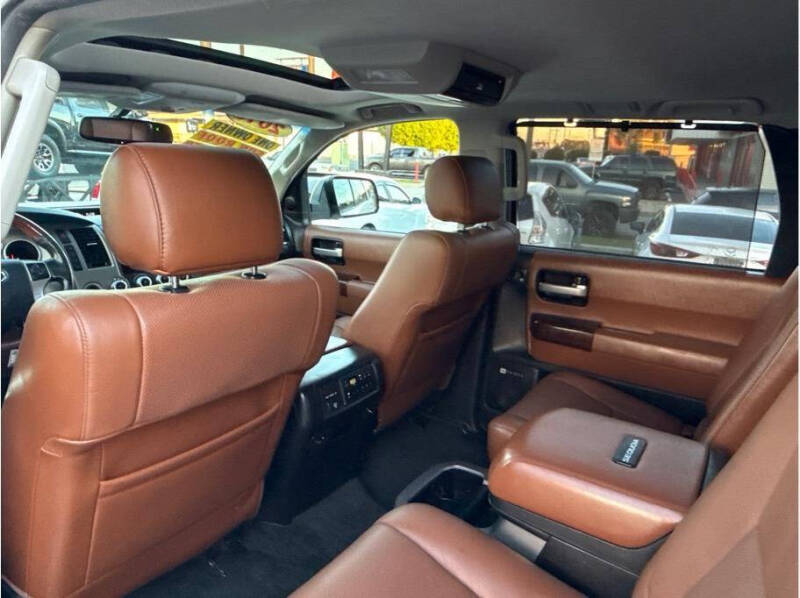 2016 Toyota Sequoia Platinum