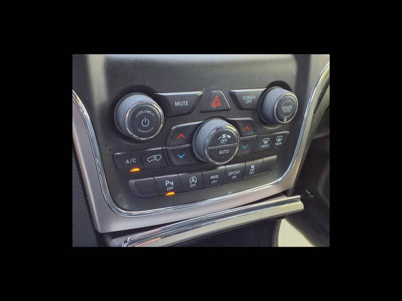 2021 Jeep Grand Cherokee Laredo E