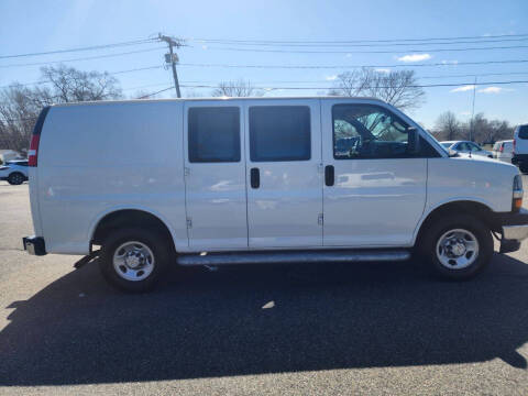 2023 Chevrolet Express 2500