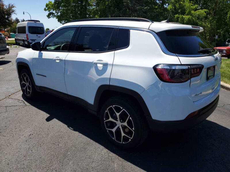2024 Jeep Compass Latitude