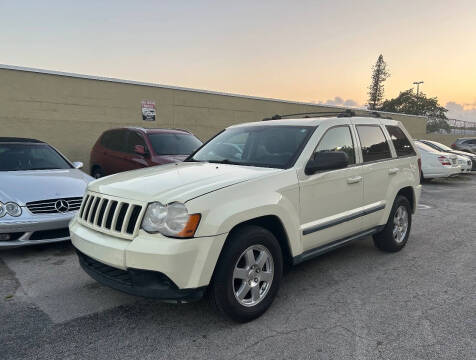 2009 Jeep Grand Cherokee for sale at Quality Luxury Cars in North Miami FL