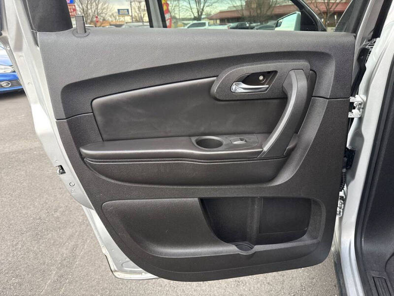 2010 Chevrolet Traverse LT