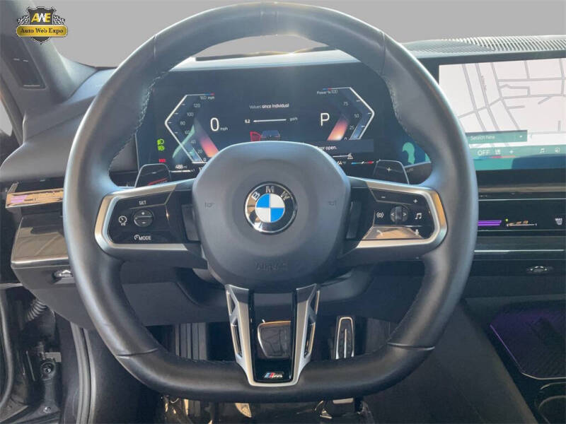 2025 BMW 5 Series 530i