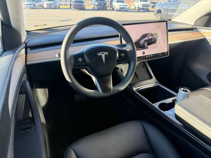 2024 Tesla Model Y Long Range