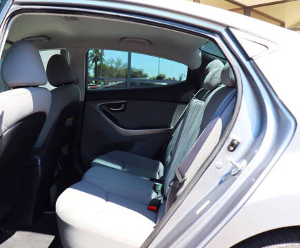 2012 Hyundai Elantra