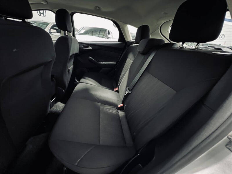2017 Ford Focus Titanium