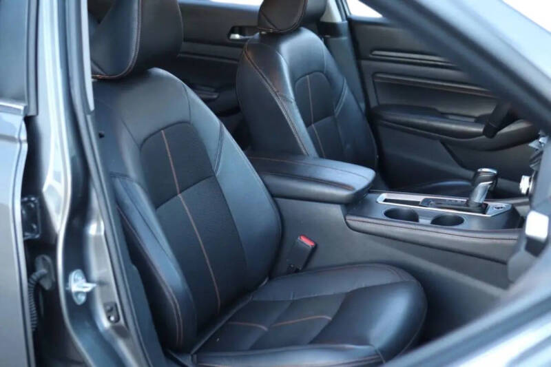 2021 Nissan Altima 2.5 SR