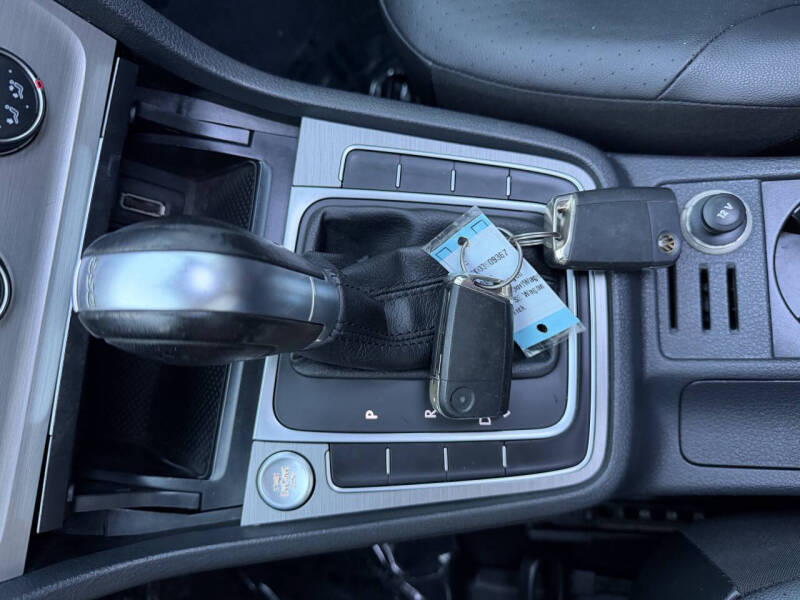 2015 Volkswagen Golf SportWagen TDI SE