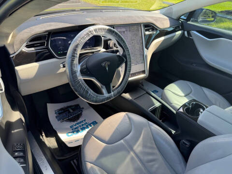 2015 Tesla Model S 85D