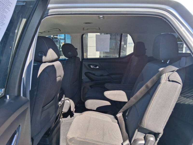 2020 Chevrolet Traverse LT Cloth