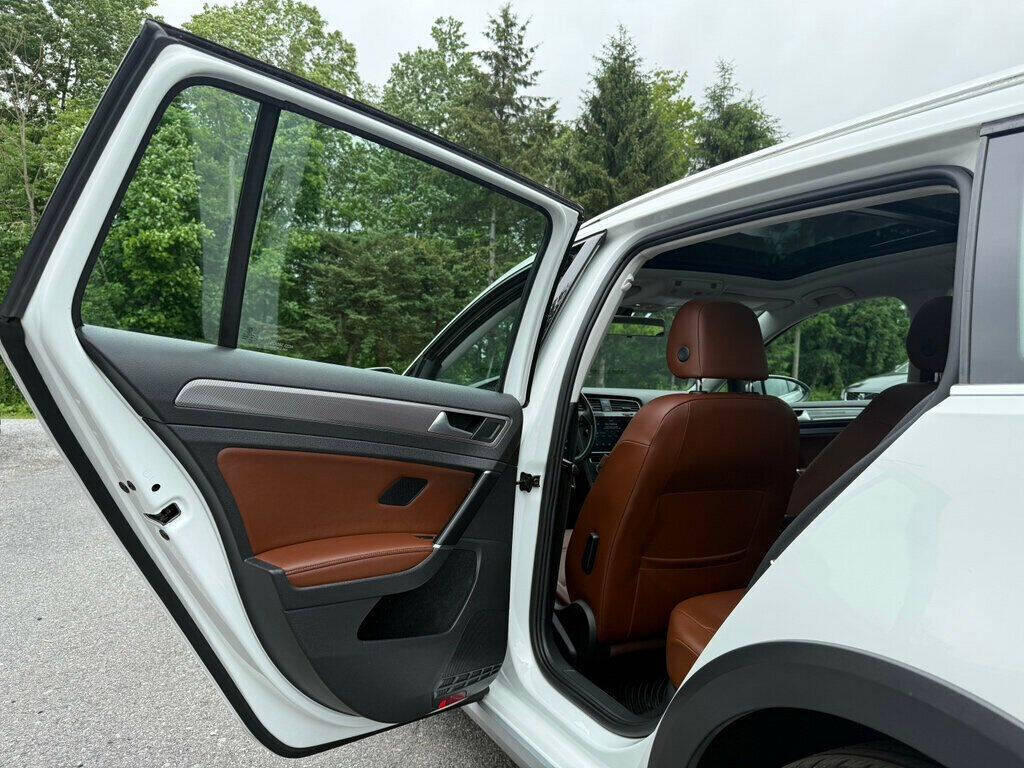 2018 Volkswagen Golf Alltrack 31