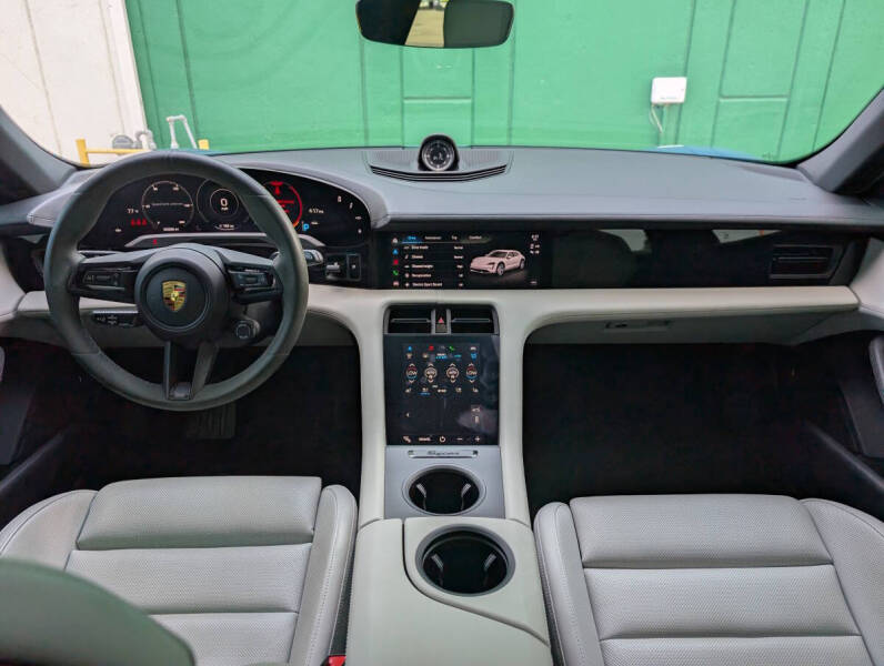 2021 Porsche Taycan 4S Cross Turismo