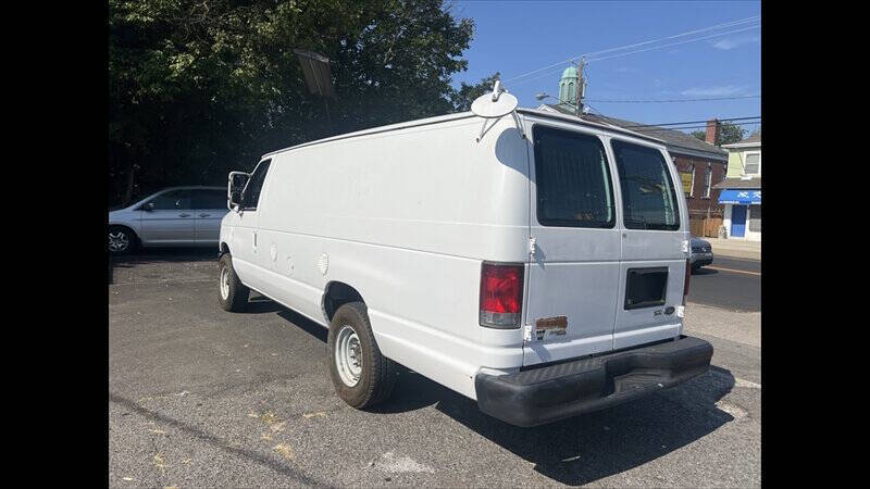 2013 Ford E-Series E-350 SD
