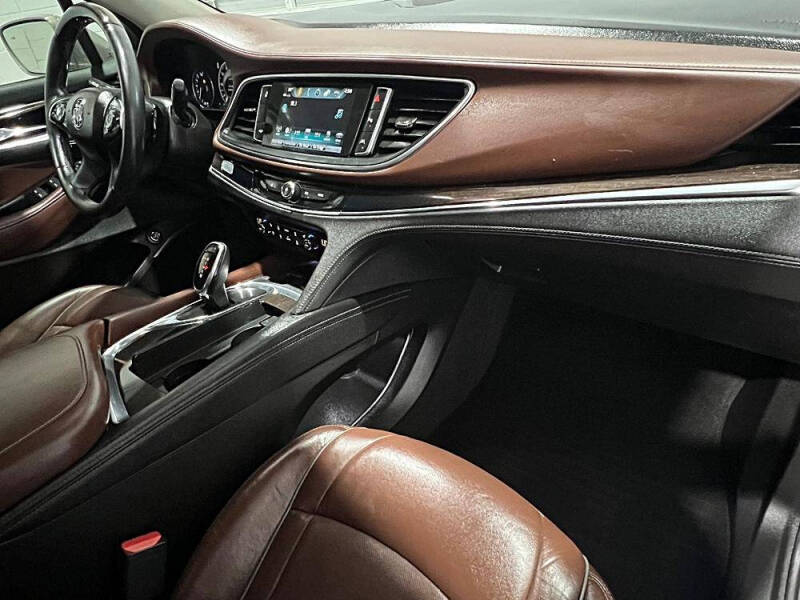 2018 Buick Enclave Avenir