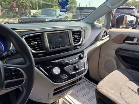 2019 Chrysler Pacifica Touring
