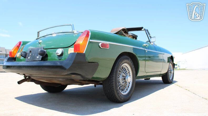 1977 MG B