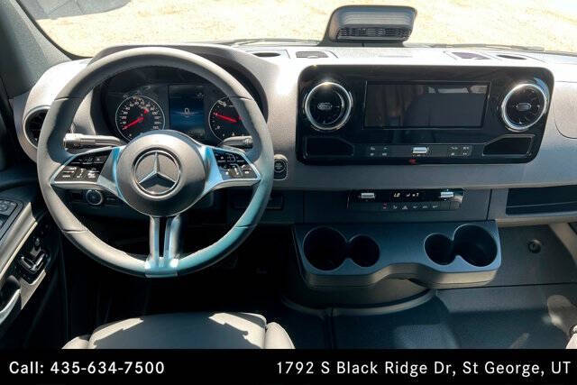 2025 Mercedes-Benz Sprinter
