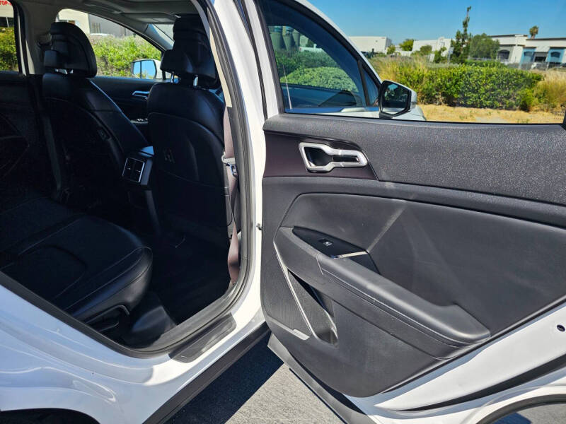 2025 Kia Sportage EX
