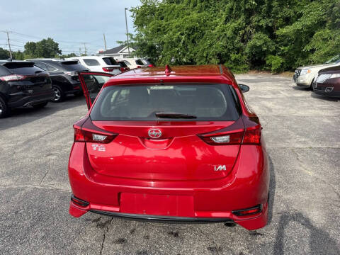 2016 Scion iM