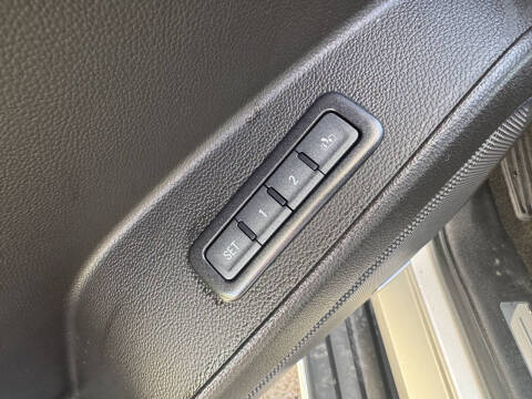 2017 GMC Yukon XL SLT