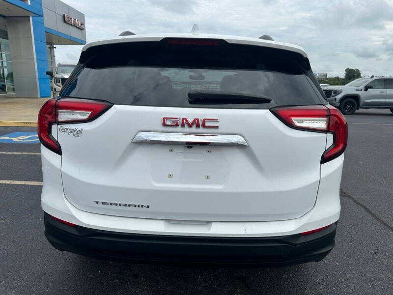 2022 GMC Terrain SLE