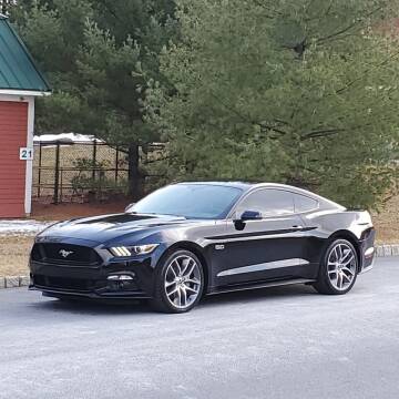 2016 Ford Mustang for sale at R & R AUTO SALES in Poughkeepsie NY