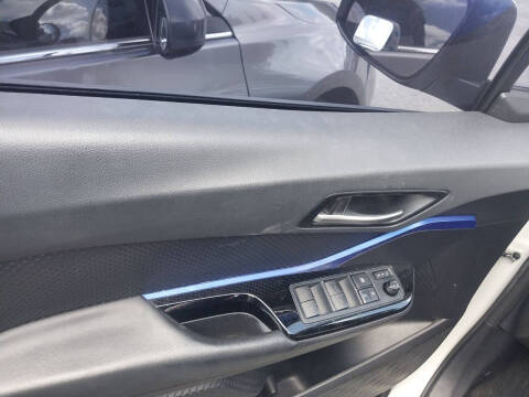 2020 Toyota C-HR LE