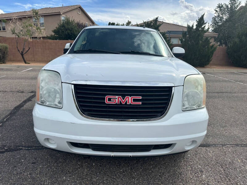 2011 GMC Yukon SLE