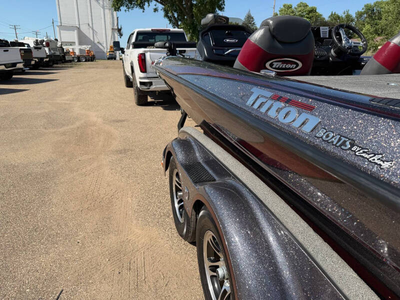 2016 Triton 20 TRX