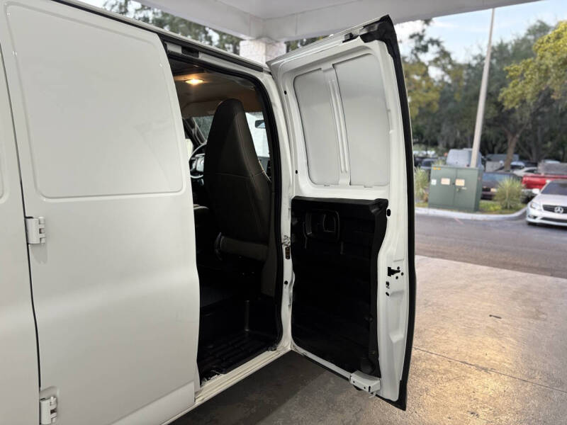 2019 GMC Savana 3500