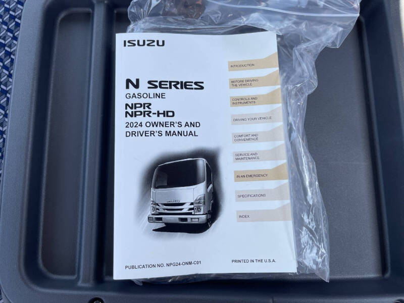 2024 Isuzu NPR-HD