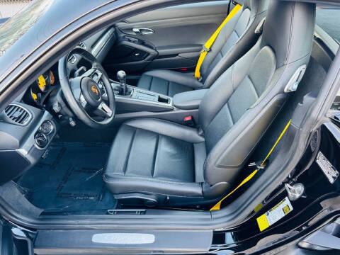 2018 Porsche 718 Cayman