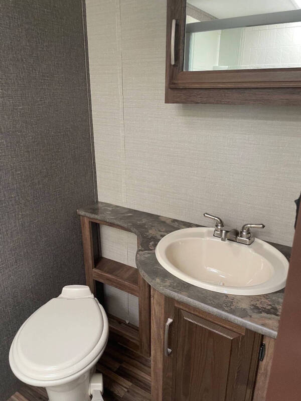 2015 Keystone RV COUGAR 28RLSWE