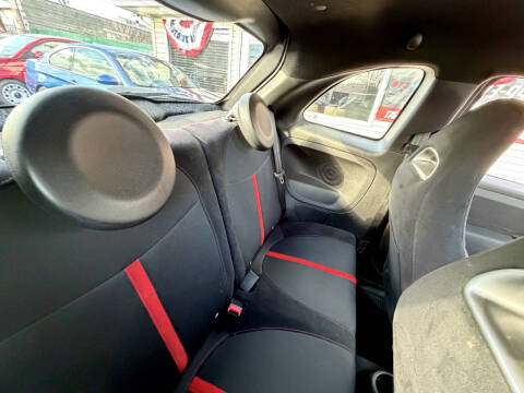 2015 FIAT 500 Abarth