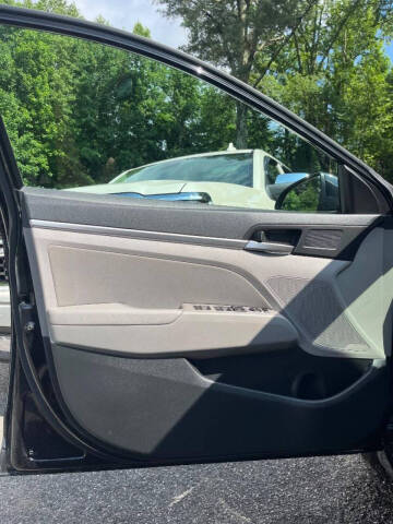 2019 Hyundai Elantra