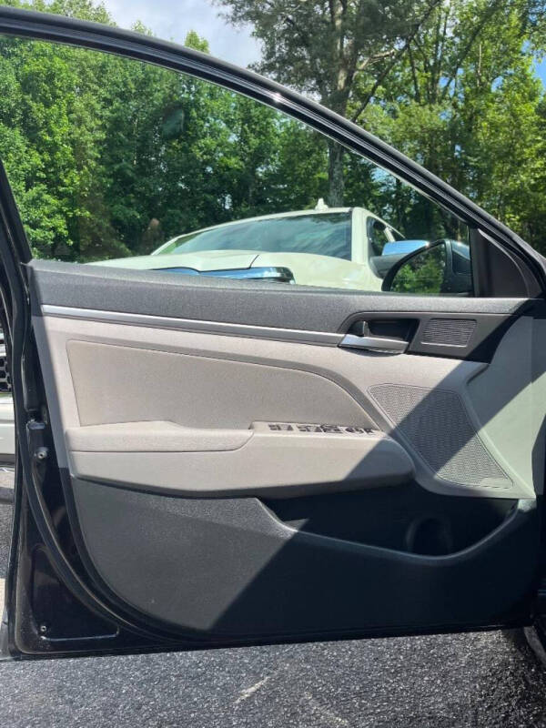 2019 Hyundai Elantra