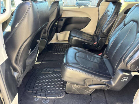 2018 Chrysler Pacifica Touring L