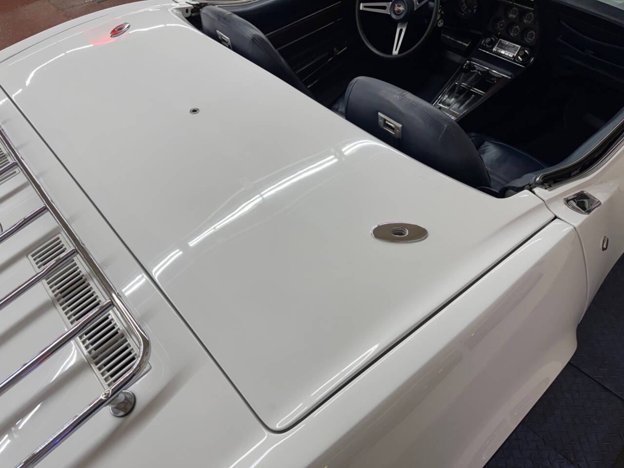 1975 Chevrolet Corvette 22