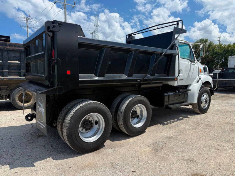 2001 Sterling LT7500 Series