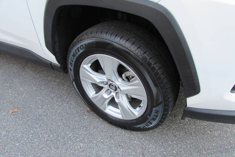 2020 Toyota RAV4 Hybrid LE